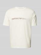 Emporio Armani T-Shirt mit Label-Stitching in Offwhite, Größe S