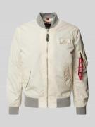 Alpha Industries Bomberjacke mit Label-Badge in Offwhite, Größe L