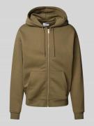 MCNEAL Regular Fit Sweatjacke mit Kapuze und Tunnelzug in Oliv, Größe ...