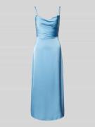 Vila Maxikleid mit Wasserfall-Ausschnitt Modell 'RAVENNA' in Hellblau,...