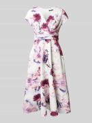 Swing Cocktailkleid mit V-Ausschnitt in Hellrosa, Größe 42