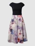 Swing Cocktailkleid mit floralem Muster in Marine, Größe 32