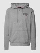Tommy Hilfiger Sweatjacke mit seitlichen Eingrifftaschen in Mittelgrau...