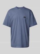 Calvin Klein Jeans T-Shirt mit Label-Detail in Rauchblau, Größe XL