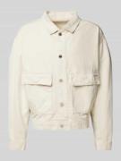 Calvin Klein Jeans Trucker Jacket mit Pattentaschen in Weiss, Größe S