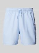 Tommy Hilfiger Regular Fit Badeshorts mit Label Stitching in Hellblau,...