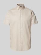 Christian Berg Men Regular Fit Business-Hemd mit Kentkragen in Sand, G...