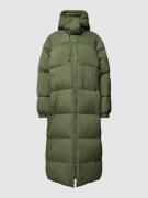 WITHBLACK Steppmantel mit Kapuze in Khaki, Größe S