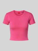 HUGO Cropped T-Shirt mit Label-Stitching in Pink, Größe XL