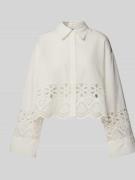EDITED Cropped Bluse mit Lochstickerei Modell 'Sophia' in Offwhite, Gr...