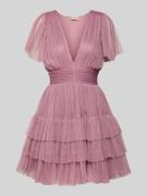 LACE & BEADS Cocktailkleid im Stufen-Look mit V-Ausschnitt in Rose, Gr...