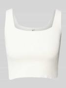 Only Slim Fit Tank Top in Rippoptik Modell 'TATIANNA' in Offwhite, Grö...