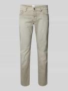 Brax Straight Fit Jeans mit Kontrastnähten Modell 'Chuck' in Mint, Grö...