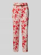 Christian Berg Woman Slim Fit Stoffhose mit Gürtel in Rot, Größe 36