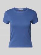 Review T-Shirt mit Rundhalsausschnitt in Rauchblau, Größe L