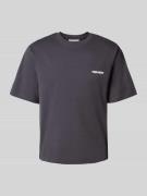 REVIEW T-Shirt mit Rundhalsausschnitt in Anthrazit, Größe L