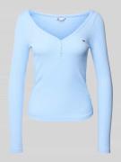 Tommy Jeans Slim Fit Langarmshirt aus Baumwoll-Mix in Hellblau, Größe ...