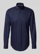 BOSS Slim Fit Businesshemd aus Baumwoll-Mix in Marine, Größe 38