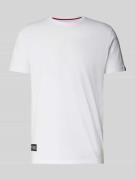 Alpha Industries T-Shirt mit Label-Details und Rundhalsausschnitt in W...