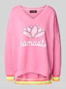 miss goodlife Sweatshirt mit Statement-Print und V-Ausschnitt in Rosa,...