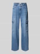 Brax Wide Fit Jeans mit Cargotaschen Modell 'MORGAN CARGO' in Hellblau...
