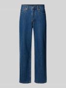 Levi's® Straight Fit Jeans aus reiner Baumwolle Modell '565' in Blau, ...