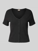 Levi's® T-Shirt in Ripp-Optik mit V-Ausschnitt und Knopfleiste in Blac...