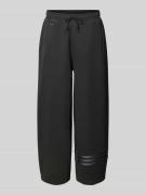 adidas Originals Loose Fit Sweatpants aus Baumwoll-Mix mit Logo-Stitch...