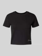 Guess T-Shirt mit Label-Detail in Black, Größe L