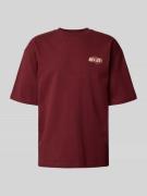 REVIEW Oversized T-Shirt mit Label-Print und Rundhalsausschnitt in Ros...