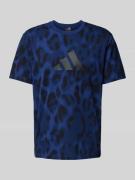 adidas Sportswear T-Shirt mit Label-Print in Dunkelblau, Größe S