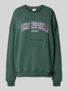 The Upside Relaxed Fit Sweatshirt mit Label-Stitching in Dunkelgruen, ...
