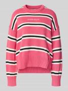 Guess Jeans Oversized Strickpullover mit Label-Stitching in Fuchsia, G...