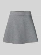Review Minirock mit elastischem Bund in Hellgrau Melange, Größe L