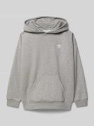 adidas Originals Hoodie mit Label-Stitching in Mittelgrau Melange, Grö...