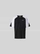 VETEMENTS Regular Fit T-Shirt mit Logo-Stitching in Black, Größe L