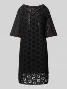 ONLY & SONS Knielanges Kleid mit Lochstickerei in Black, Größe 34