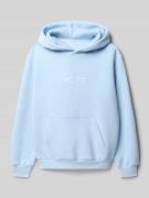 KARL KANI Regular Fit Hoodie aus Baumwoll-Mix mit Känguru-Tasche in Bl...