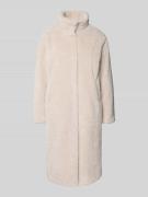 WHITE LABEL Regular Fit Mantel aus Teddyfell mit Stehkragen in Ecru, G...