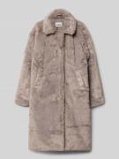 s.Oliver RED LABEL Regular Fit Webpelzmantel mit Umlegekragen in Mitte...