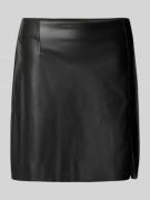 Vero Moda Mini-Rock in Lederoptik Modell 'NELLY' in Black, Größe M