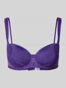Triumph BH mit Hakenverschluss Serie 'Palina Moonlight Kiss' in Lila, ...