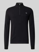 Gant Regular Fit Pullover mit Strick-Optik aus reiner Wolle in Black, ...