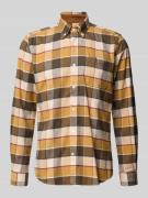 Barbour Tailored Fit Freizeithemd aus reiner Baumwolle in Schlamm, Grö...