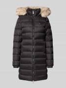 Tommy Jeans Regular Fit Daunenmantel mit Entendaunen-Füllung in Black,...