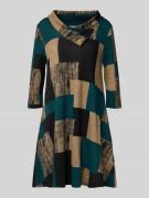 Apricot Regular Fit Minikleid in Strick-Optik in Gruen, Größe L