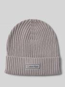 CK Calvin Klein Strickmütze mit Kaschmir-Anteil und Label-Patch in Mit...