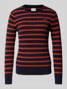 Gant Strickpullover mit gerippten Abschlüssen in Rostrot, Größe L