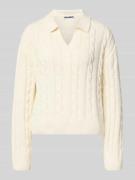 Review Strickpullover mit V-Ausschnitt und Umlegekragen in Offwhite, G...