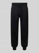 adidas Sportswear Sweatpants mit elastischem Bund und Tunnelzug in Bla...